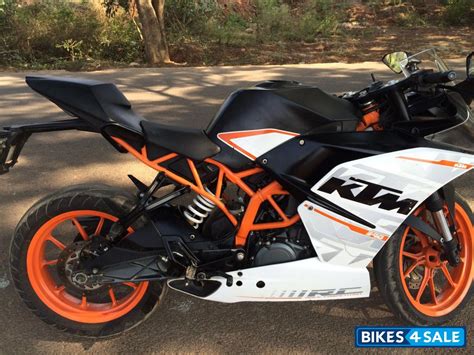 Welcome to hidden treasures, today i'm going to review 2019 all new ktm duke 390 white & orange colour variant. White, Orange KTM RC 390 for sale in Bangalore. Excellent ...