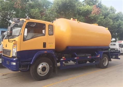 Syarat kemasukan semua pemohon, kecuali mereka yang mempunyai kelayakan ijazah dalam bidang seni atau kemanusiaan, mesti lulus dan mencapai minimum perkara berikut: Propana Butana Pengiriman LPG Gas Tanker Truck Dengan Flow ...