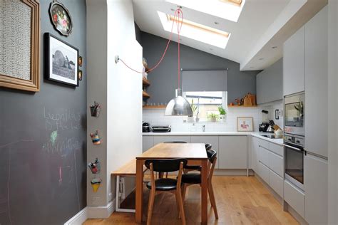 Organizing kitchen cabinets is one of most daunting task for a lot of people even those who are known to be the tidiest. Kitchen Storage Ideas - Cabinet Organizers | Apartment Therapy