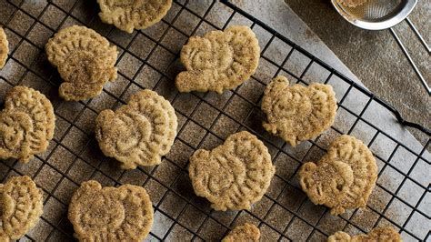 They travel well so share them with friends over. Bizcochitos Recipe (Cinnamon-Anise Cookies) | Recipe in ...