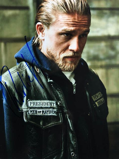 Charlie Hunnam Sons Of Anarchy Sons Of Anarchy Season Finale Atelier