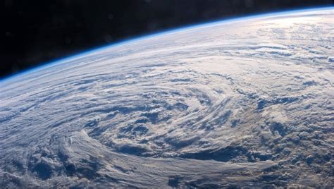 How To Watch Earth From Space Satellite Live