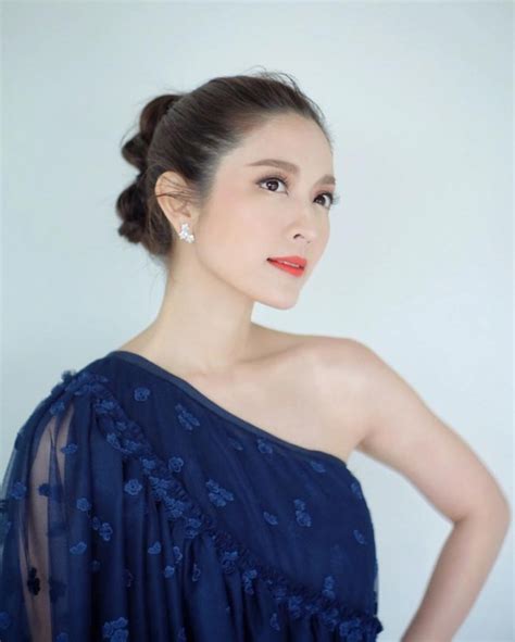 ผลงาน ทอยทอย ธนภัทร พระเอกซีรีส์วายที่ตกเป็นประเด็นฉาวขณะนี้ : เปิดโผ 9 ดาราทรงอิทธิพลแห่งปี 2561 แอฟ ทักษอร ยืนหนึ่ง ...