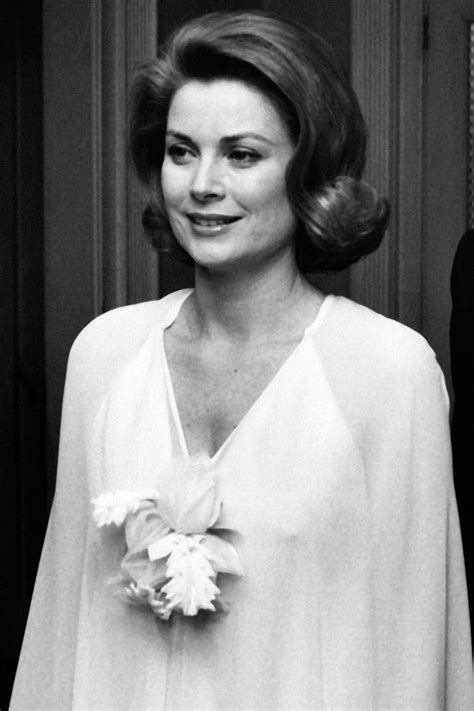 Grace kelly (born grace chung; Grace kelly getty images. Rare Photos of Grace Kelly ...