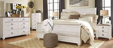 Source wood bedroom furniture from china now! Willowton Whitewash Sleigh Bedroom Set, B267-74-77-96, Ashley