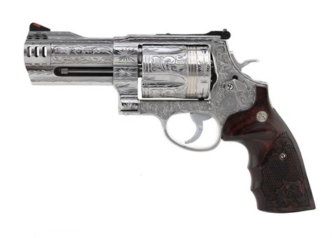 Smith And Wesson 500 Custom Engraved 500 Magnum Pr52059