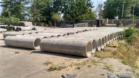 Rcc Round Reinforced Concrete Cement Pipes Thickness 30mm Rs 200