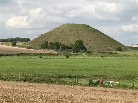 Silbury Hill Location De Vacances à Partir De € 60nuit Abritel