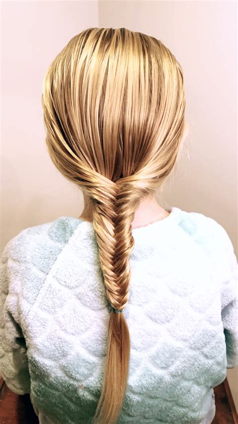 Step By Step Fishtail Braid Tutorial Stylish Life For Moms