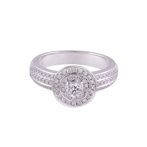 9ct White Gold 085ct Diamond Cluster Ring