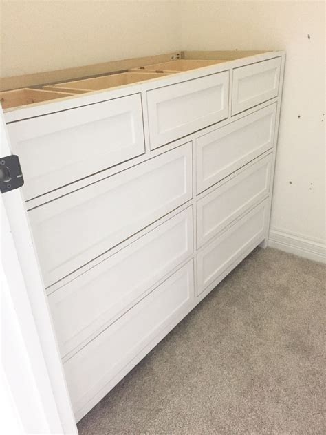 Custom Built In Dresser For The Closet Saves Space And Easy To Build Built In Dresser Build