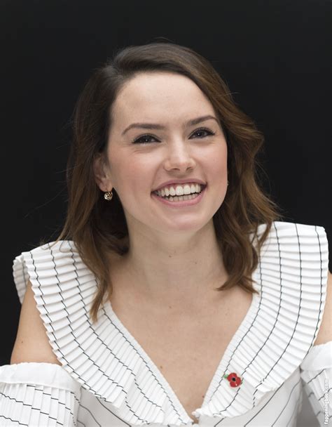 Daisy Ridley Nude The Fappening Photo 1730599 FappeningBook