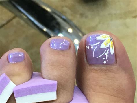 Lavender Purple Toes With White And Yellow Flower Accent Lavender