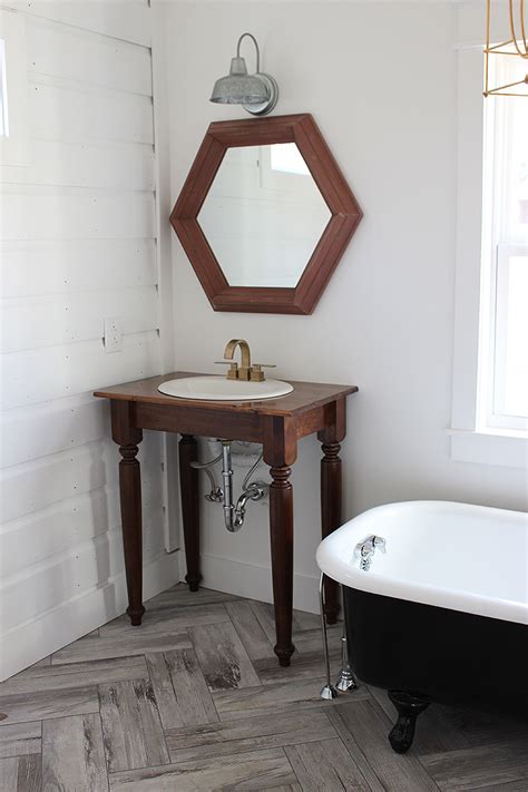 They feature rustic styles, country themes. DIY Farmhouse Bathroom Vanities - thewhitebuffalostylingco.com