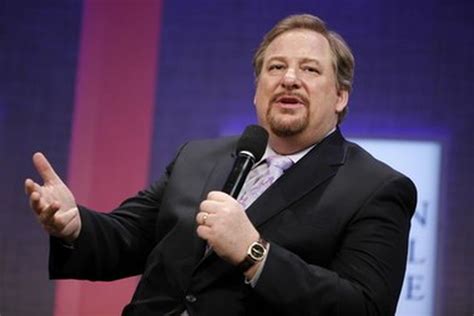 Rick Warren Preaches First Sermon Since Sons Suicide Vows To Help