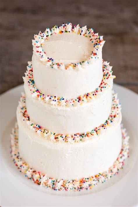 27 Elegant Image Of Buttercream Birthday Cakes