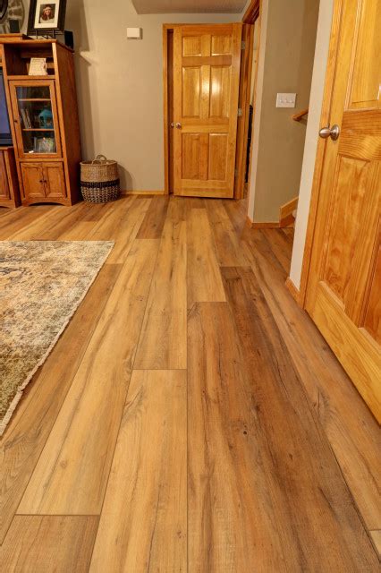 Medium Oak Vinyl Flooring Flooring Tips