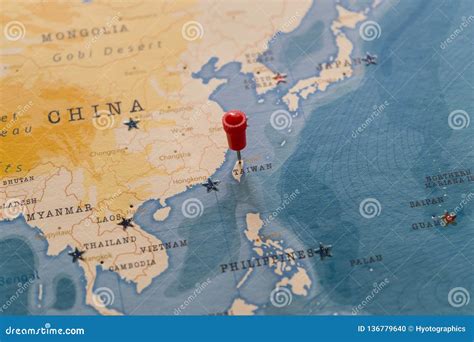Un Pin En Taipei Taiwan En El Mapa Mundial Foto De Archivo Imagen De