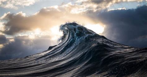 Guy Turns Ray Collins Wave Photos Into Cinemagraphs And Theyre