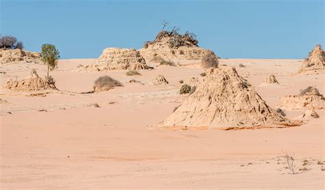 Mungo Walk The Walls Of China Tour Learn More Nsw National Parks