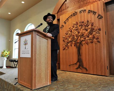 Chabad Center For Jewish Life Opens