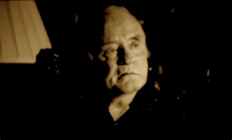 Cash was already quite the cool kid of country, but as an interview with rolling stone's jancee dunn shows us, the rest of the world caught on in 1994. Mono and Stereo High-End Audio Magazine: Johnny Cash - Hurt