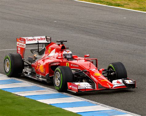 The official f1® facebook account. Ferrari F1: Oggi l'unveiling della monoposto del 2017 poi ...