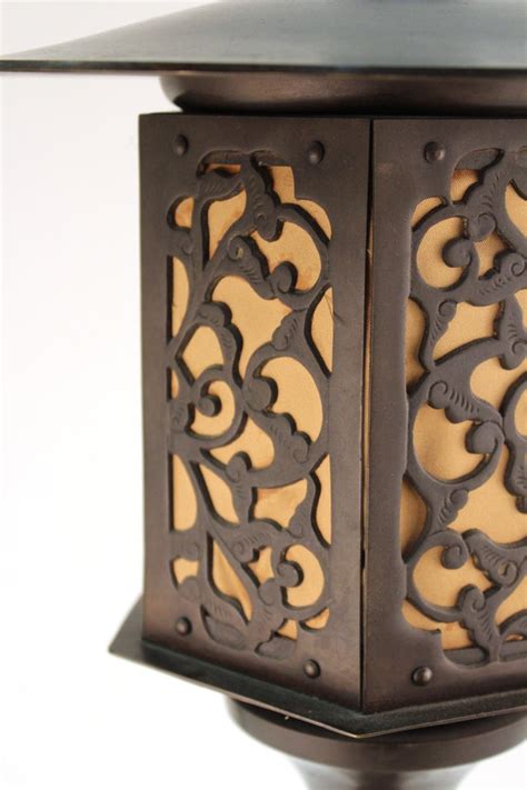Like many other elements of japanese traditional architecture, it originated in china. Japanese Meiji Period Bronze Lantern Table Lamp For Sale ...