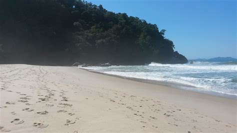 Procurando uma praia que proporciona desconexão da rotina, com belíssimo a distância da praia das conchas ao centro de ubatuba, incluindo o trecho da portaria até a praia, é de aproximadamente 17,5 km. Trilha Praia do Félix - Praia das Conchas - Curiosidades ...
