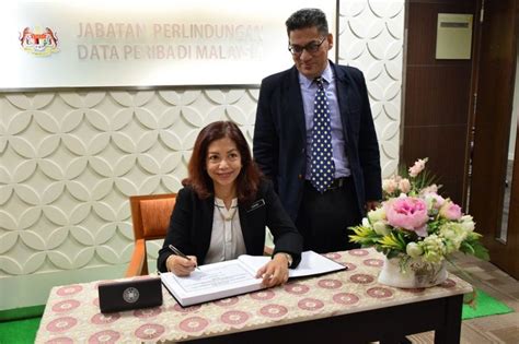 Pelanggan yang dihormati, berkuatkuasa pada 15 februari 2021, suruhanjaya syarikat malaysia (ssm) telah memperluaskan skim pendaftaran perniagaan prihatin (sppp) kepada semua usahawan dalam kumpulan b40. LAWATAN KETUA SETIAUSAHA KOMUNIKASI DAN MULTIMEDIA ...