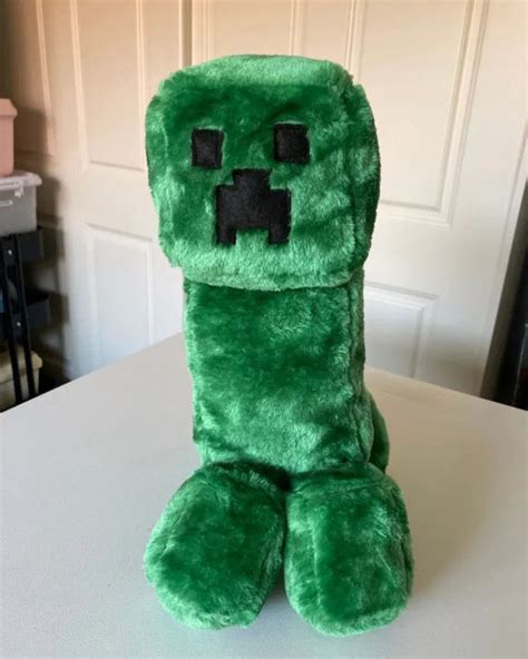 Minecraft Creeper Softie Carmen Grantham Softies Creepers Sewing