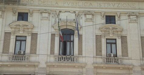 Allarme in Lombardia, mancano molti commissari esterni per l'esame di
