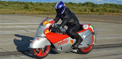 Ama national land speed records requires 2 passes the same calendar day in opposite directions. Motorcycle Land Speed Record Competition | Motorcycle Mojo
