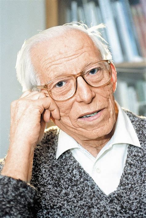 Das sortiment umfasst mehr als 30'000 produkte, darunter zahlreiche markenartikel zu unschlagbaren preisen. Otto Wichterle - Contact Lens Museum