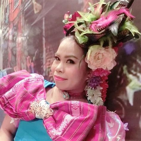 แจงข่าว เสี่ยตา ลงดาบปลด ตุ๊กกี้ พ้นรายการชิงร้อยชิงล้าน เด่นออนไลน์ 21 เม.ย. "ตุ๊กกี้ ชิงร้อย" เขียนข้อความซึ้ง ไม่คิดว่าหน้าแบบนี้ยัง ...