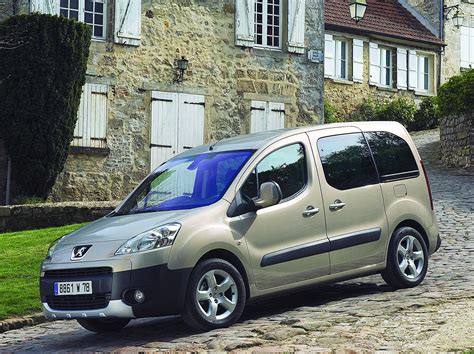 Transition to zero carbon emissions with peugeot electric cars. Peugeot Tepee 2015 Catalogo en México | Atracción360