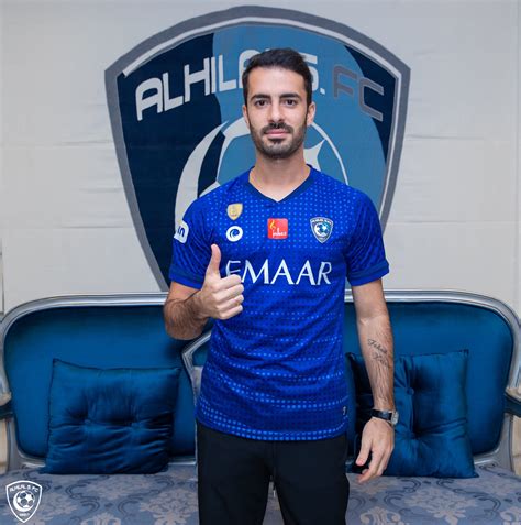 ماذا قال نادي فياريال عن لاعبهم سالم الدوسري بعد مباراة السعوديه ومصر مهارات البرتو بوتيا لاعب الهلال. خلفيات لاعبين الهلال ٢٠١٩ - doted24.blogspot.com