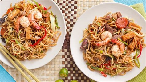 First monday, canton began more than a century ago and has grown to become the largest outdoor vendor and flea market in the world. Make A Killer Pancit Canton!