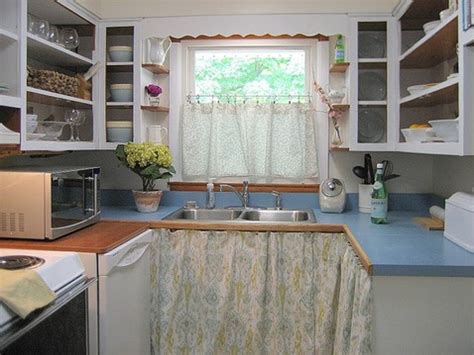 Step 1 remove door from cabinet and also remove the remaining hinge block. Remove Those Cabinet Doors! - My Magick Apron