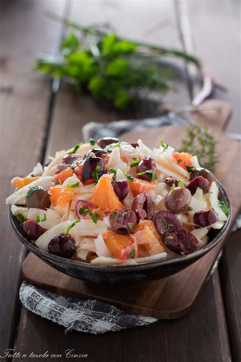 Finnochi con arance, melagrana e noci. Insalata con arance e finocchi la ricetta dell' insalata ...