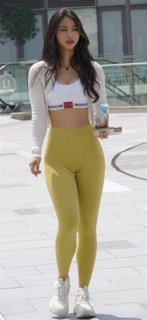 skin tight leggings fashion girl images curvy women fashion thick girls outfits girl outfits