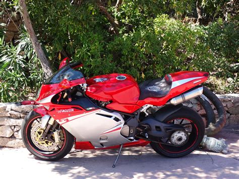 A fitter, faster flagship from varese. MV Agusta F4 RR 312: oltre ogni limite? | La supersportiva ...