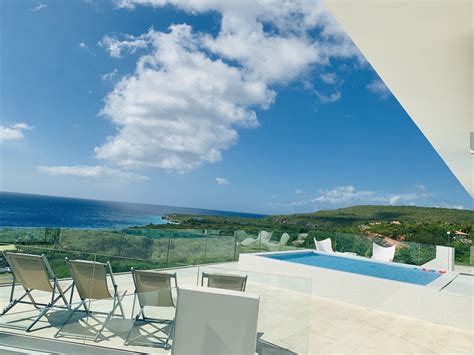 Luxury villa for rent with sea view, Curacao | Escape Villa