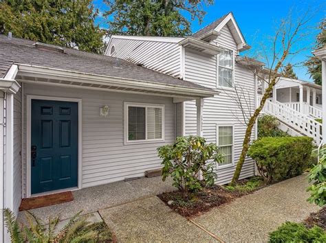 Find exceptional living in bellevue from waterfront estate to suburban rambler bellevue, recently named the best place to live & launch a business, offers homes for every size family at any stage in life. Bellevue Real Estate - Bellevue WA Homes For Sale | Zillow