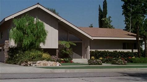 The Brady Bunch House Through The Years Hooked On Houses