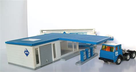 The frequently used siku cars need a regular service. Siku 1:55 Henschel and Lowloader Trailer "Aral Tankstelle ...
