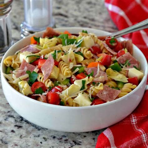Easy Italian Pasta Salad A Quick And Easy Favorite