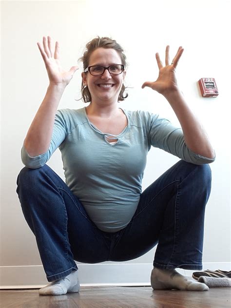 The Deep Squat And Pregnancy Dr Lauren Keller