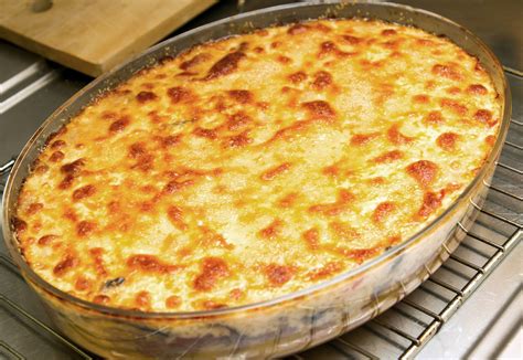 Jul 14, 2010 · käse in scheiben war nicht vorhanden, mit geriebenem gouda geht es auch. Überbackene Maultaschen | Rezepte, Kochrezepte und ...