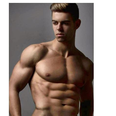 Il participe avec cette équipe à la copa sudamericana1. Cristian Romero - Fitness Model | Bodybuilding and Fitness ...